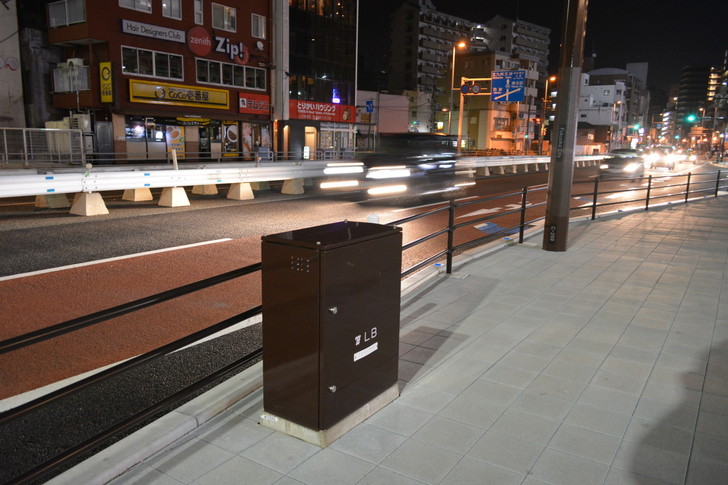 キレイで開放的な景観、都会感を楽しめる「博多駅～サンロード商店街」までを散歩：参考：福岡市六本松のC.C.BOX