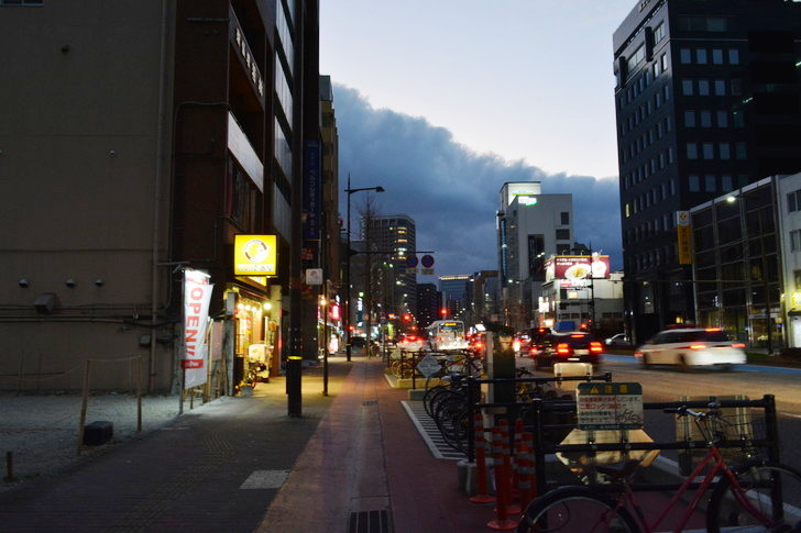 【福岡散歩日誌7】夕方の「舞鶴・赤坂辺り」を散歩【12月】：昭和通り