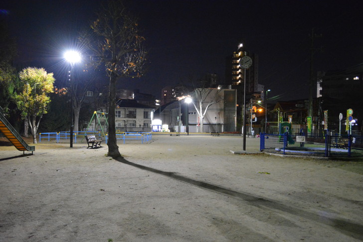 【福岡散歩日誌4】深夜の浄水通り：山荘公園