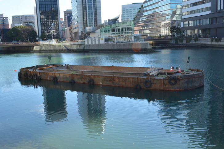 【福岡散歩日誌8】昼の昭和通り「天神橘口交差点～博多川通り」を散歩【12月】：別アングルからの退避場所