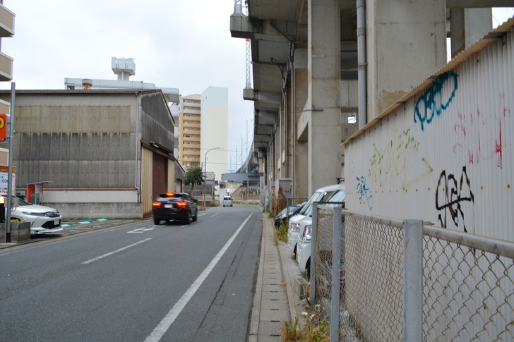 ＪＲ博多南線の高架下