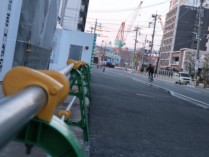 バリケードと造船所