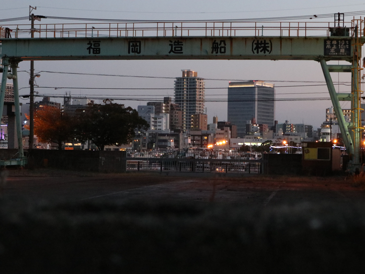 辺りはだいぶ暗くなってきた