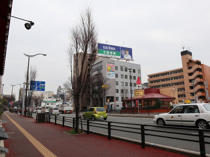 区役所周りの落ち着いた通り「福岡市南区塩原」をゆったり散歩：日赤通り