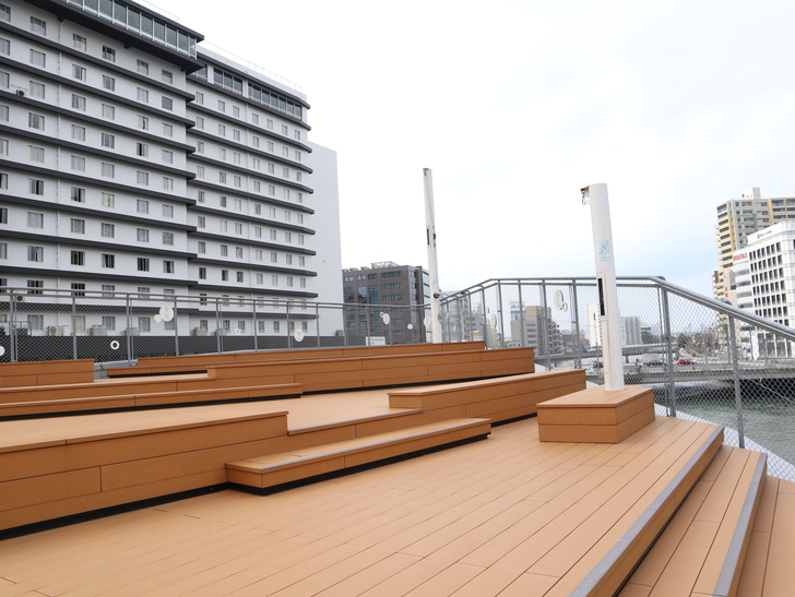 【博多】「水上公園」からの眺めが最高！：ベンチスペース