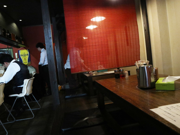 【薬院】人気過ぎて“基本売切”の麻婆豆腐「チャイナダイニング 劉（リュウ）」グルメレポート：店内の雰囲気