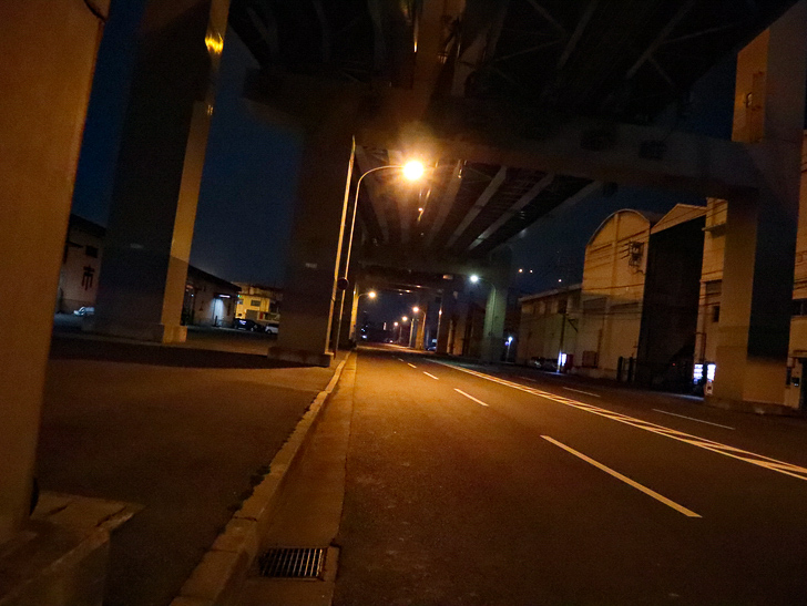 癒される異空間「深夜の須崎ふ頭」を散歩：本当になんか異空間に来たみたい