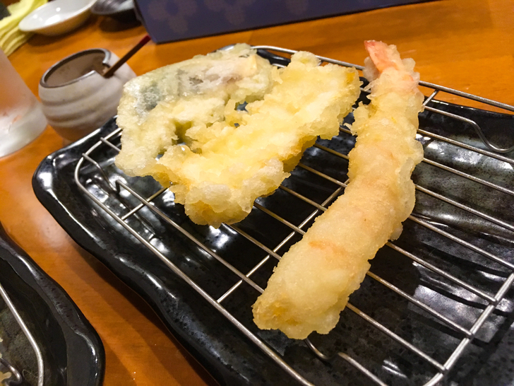 300円でフードが楽しめる？！「六本松バルウォーク Vol.8」が最高だった！：左から：サバ、イカ、エビ