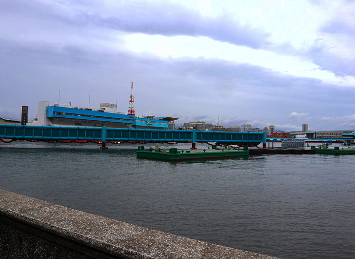 【ベイサイドプレイス博多（昼）】を思う存分満喫！： ボートレース福岡