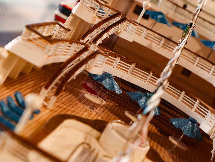 【ベイサイドプレイス博多（昼）】を思う存分満喫！： 博多ポートタワー：ミニチュアの作り込みが凄い