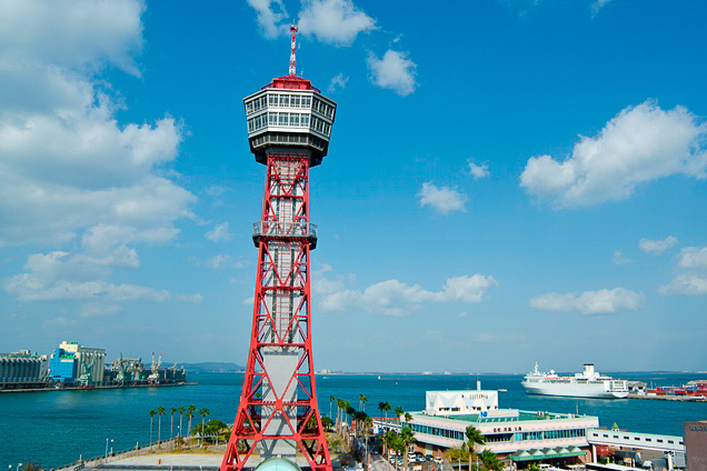 【ベイサイドプレイス博多（昼）】を思う存分満喫！： 博多ポートタワー