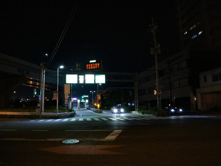 【ベイサイドプレイス博多（深夜）】やっぱり夜の海は良い： インターの入り口からスタート