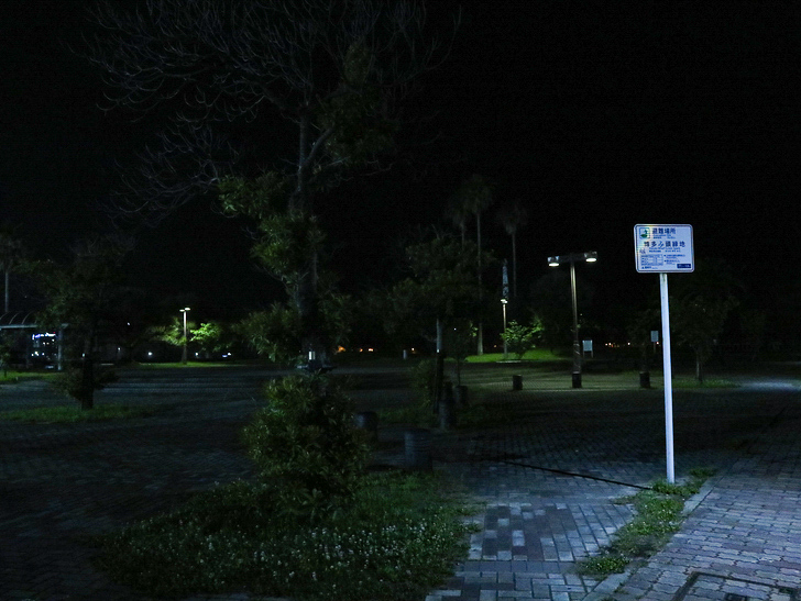 【ベイサイドプレイス博多（深夜）】やっぱり夜の海は良い： サンセットパーク