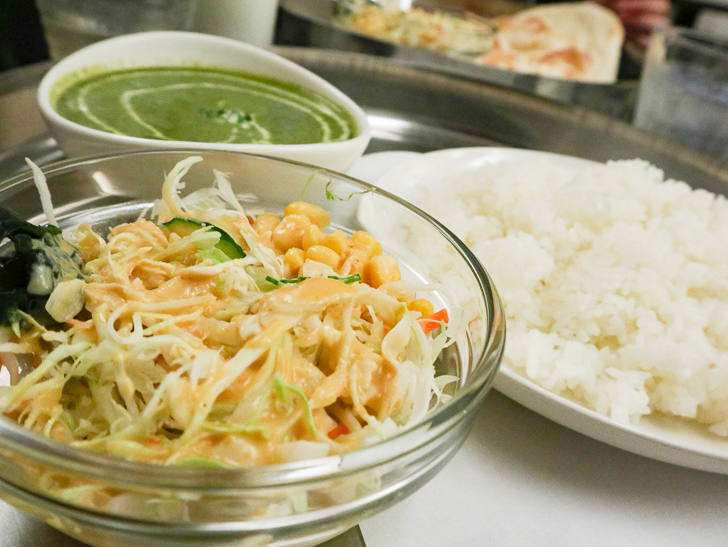 【平尾ランチ】「ジョティ」種類がすこぶる多い老舗インドカレー屋さん： サラダ