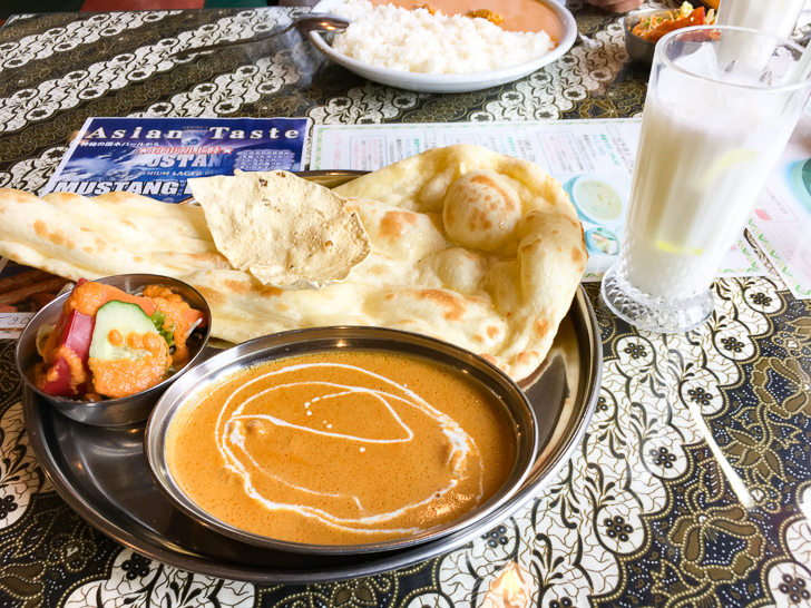 【薬院ランチ】「ミラン」素朴な雰囲気が良い！どこか懐かしいインドカレー屋： ミランランチ（850円）