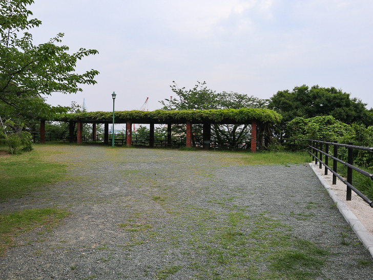 【西公園／光雲神社】まるで“千と千尋”。異空間を散歩： 東側展望広場