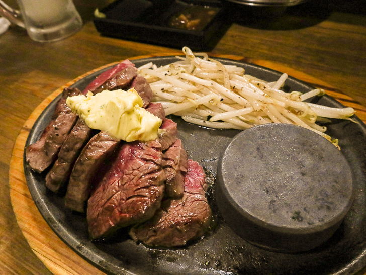 【高砂ランチ】「一番星」ステーキとお好み焼きが楽しめる： サガリステーキ（1,460円）