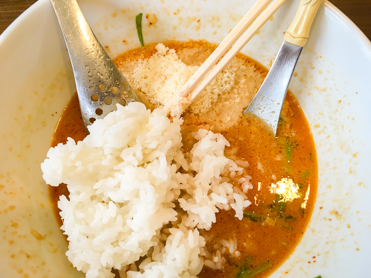 チーズ in 担々麺