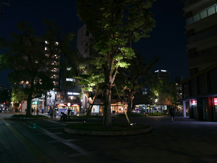 「ＭＪＲ六本松」前