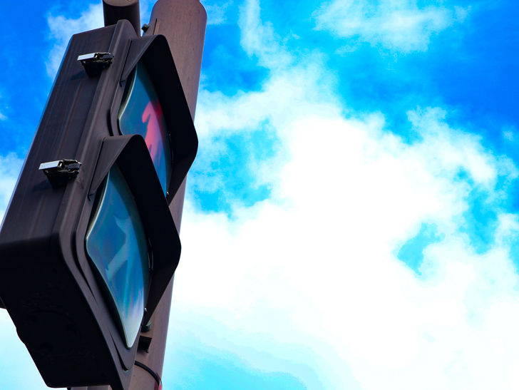 交差点「中村学院前」の歩行者用信号