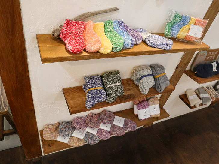 一番上に並んでいるのは「ベビーサイズ」の靴下