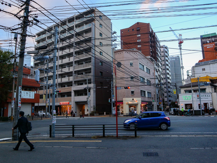交差点「薬院六角」
