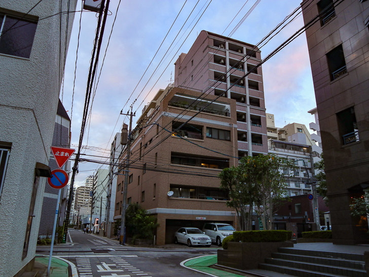 住宅街の交差点