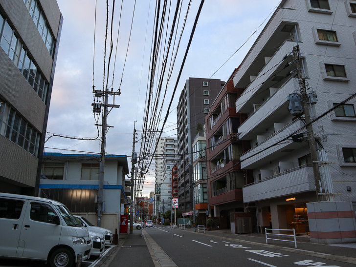 夕暮れの住宅街
