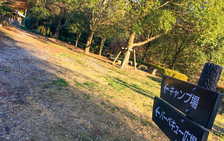 キャンプ場、バーベキュー広場