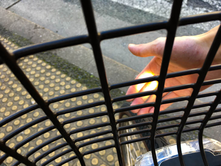 ライトを点けてみた