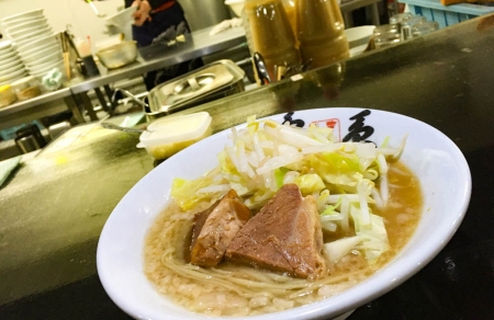 【舞鶴ランチ】「島系本店 舞鶴店」背脂コッテリが癖になる