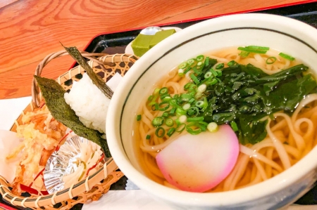 【長尾ランチ】「能古うどん（長尾本店）」こだわり細麺うどん！