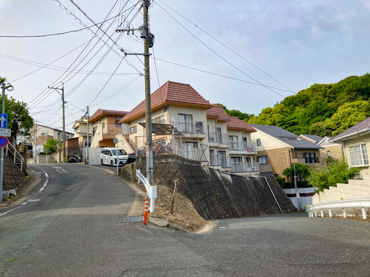 普通の住宅街。こういう感じも好き