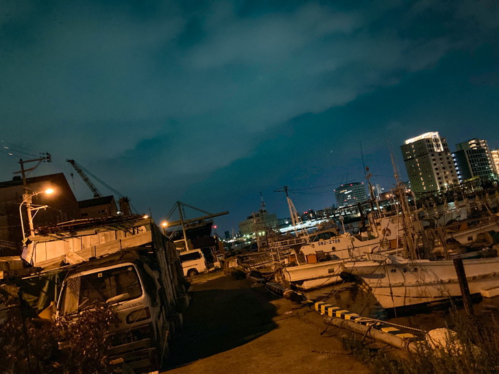 もしこの”小屋”に住んだら、毎晩この景色が見られるのか・・・