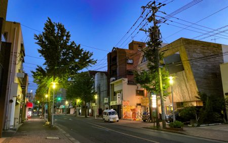 【長住4丁目】団地と、商店が立ち並ぶ落ち着いた通り【散歩レポート】