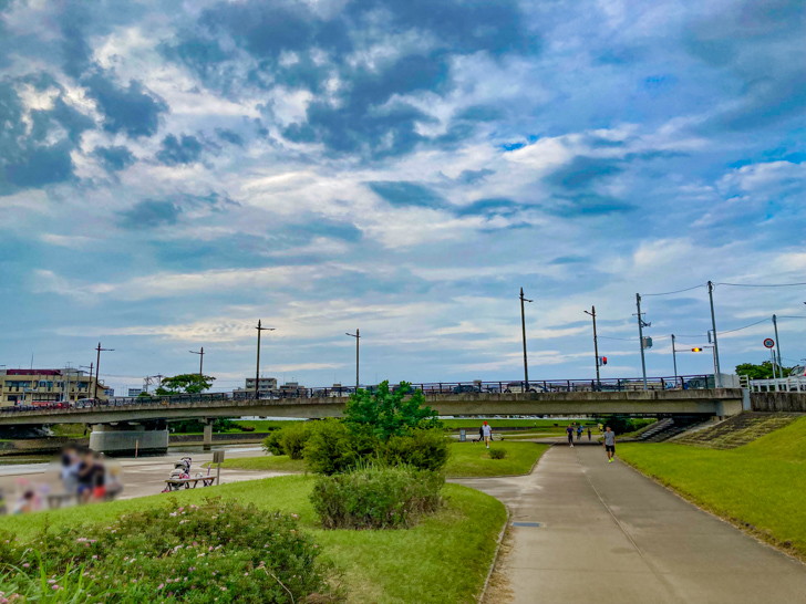 【早良区】「室見川緑地」解放感抜群の河原を歩く 遊歩道を歩いてみる