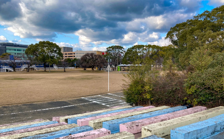 【東区箱崎】「貝塚交通公園」公園内に信号？！ 観覧席