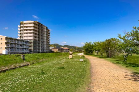 【宗像市】「釣川」沿いの遊歩道を散歩。抜群の解放感に涙した。