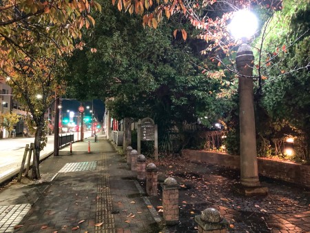 【南区野間】「野間緑地」小さいレンガ調の休憩スポット