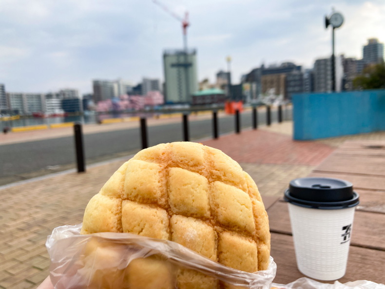 【中央区舞鶴】「ル・パン 舞鶴店」石窯で焼いた米粉パン専門店♪ メロンパン（150円）