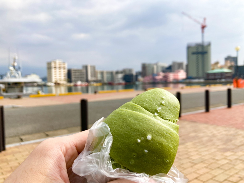 【中央区舞鶴】「ル・パン 舞鶴店」石窯で焼いた米粉パン専門店♪ 八女茶の塩あんバター（200円）